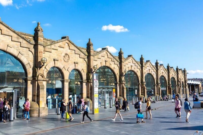 Sheffield: City Walking Tour and Exploration Game - Why Should You Choose This Experience?