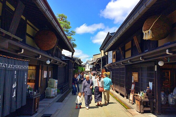 Shirakawa-Go and Hida-Takayama Private Day Trip From Nagoya - Shirakawa-go Scenic Highlights