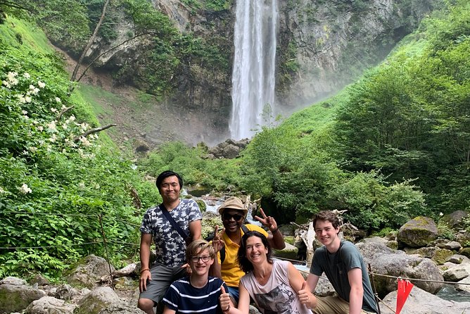 Shirakawa-go (UNESCO World Heritage) / Hot Spring (Onsen) / Hiking / 1-day Tour - Suitability