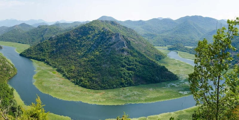 Shkodra: Rozafa Castle, Lake Shkodra, and Old Bazaar Tour - Key Points