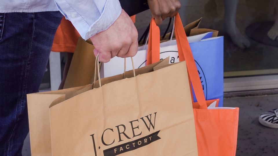 Shopping in Las Vegas With a Personal Stylist - Key Points