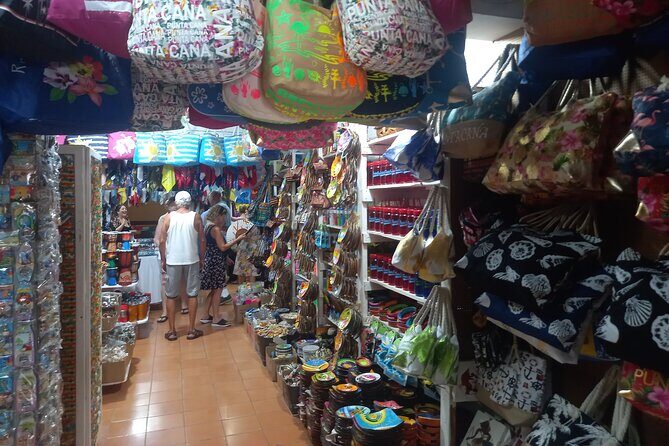 Shopping or souvenirs in Plaza Bávaro - The Sum Up