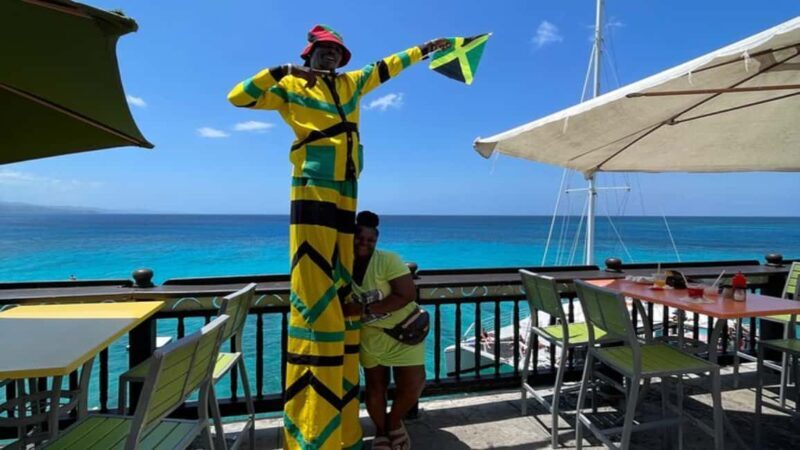 Shopping & Sightseeing Local Guided Tour In Montego Bay - Key Points