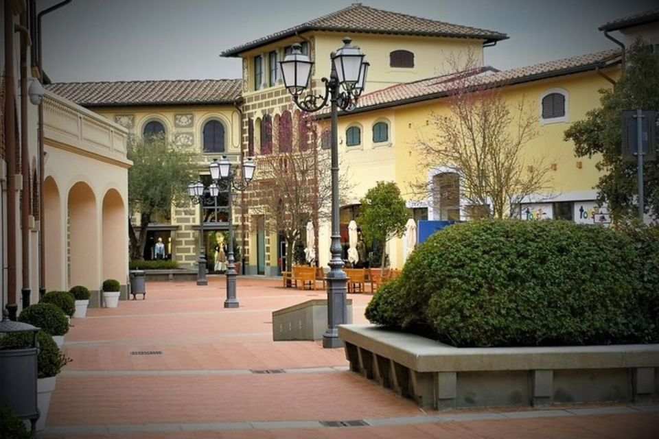 Shopping Time at Designer Barberino Outlet From Florence - Languages and Experience