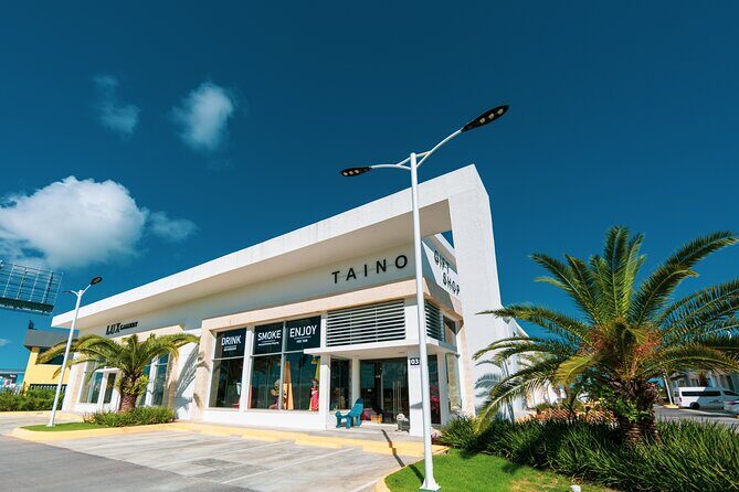 Shopping Tour in Punta Cana with Round Trip Transportation - Exploring the Shopping Tour in Punta Cana with Round Trip Transportation