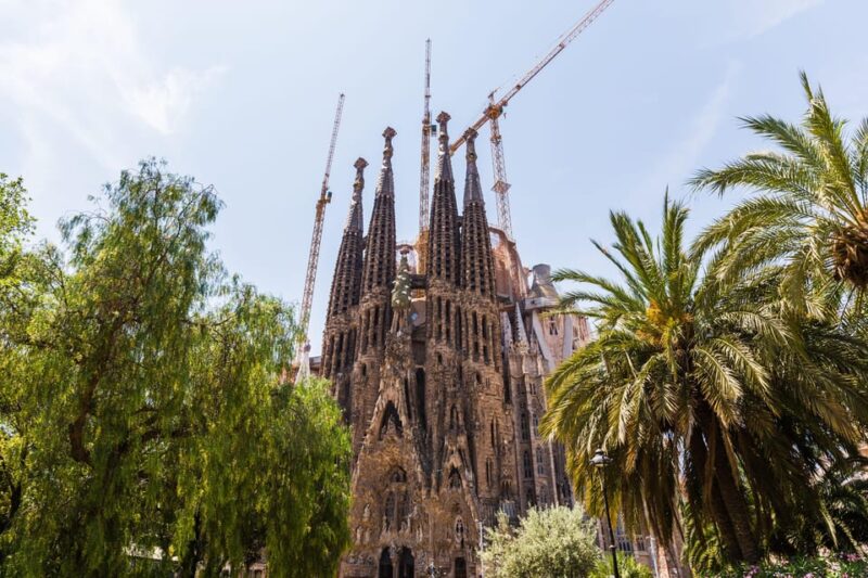 Shore Excursion of Barcelona - Itinerary Highlights