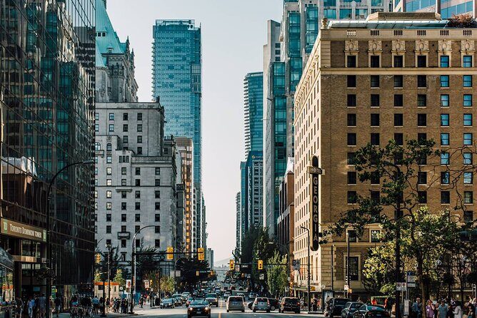 Shore Excursion: Vancouver & Granville Island City Sights Tour - Brockton Point Totem Poles in Stanley Park