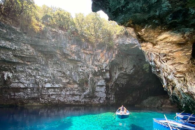 Shore Kefalonia - Transportation and Meeting Details