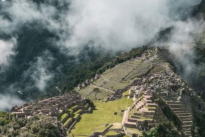 Short Inca Trail to Machu Picchu 2D / 1N - Booking Information