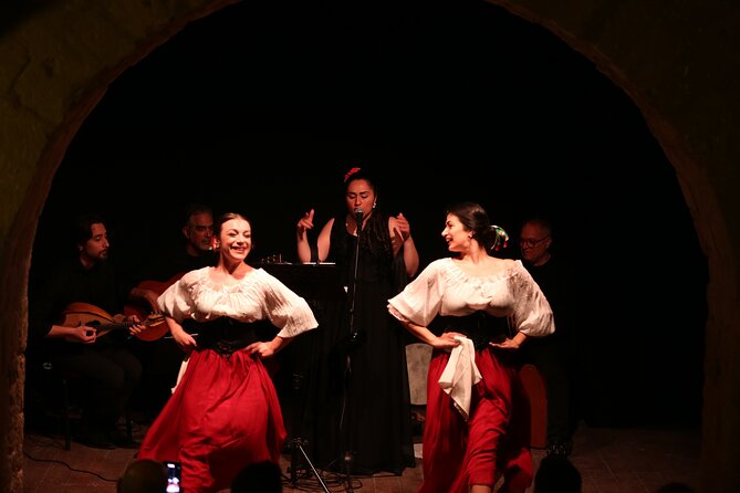 Show Songs Music and Neapolitan Dances With Tasting - Whats Included