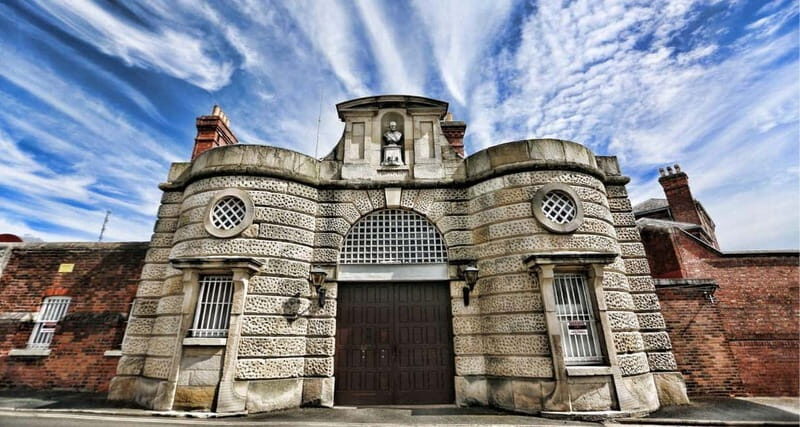 Shrewsbury Prison Guided Tour and Museum Access - Key Points