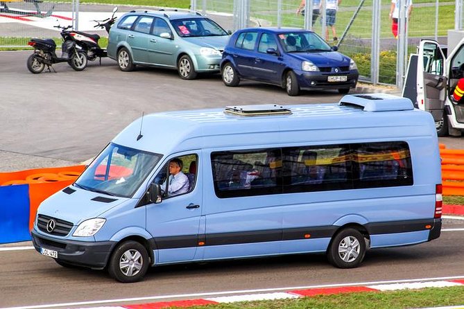 Shuttle Arrival Transfer From Paris Airport to Hotel/ Apartment - Comparing Options: Shared Vs Private Transfers