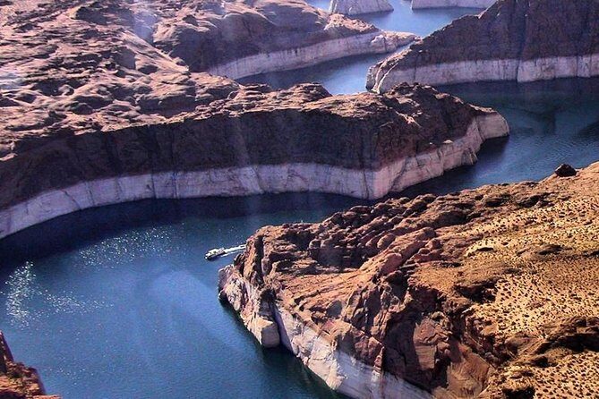 Shuttle Between Las Vegas, St George, Kanab and Page - An In-Depth Look at the Shuttle Service