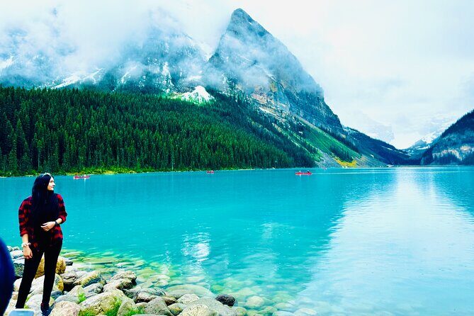 Shuttle Bus 2way BANFF to Lake louise & Moraine lake(1 hour each) - Authentic Traveler Experiences