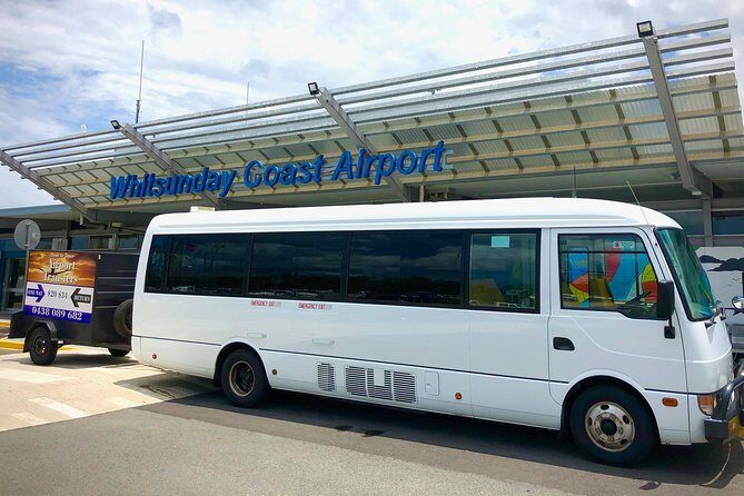 Shuttle from Proserpine Airport to Airlie Beach - The Experience in Detail