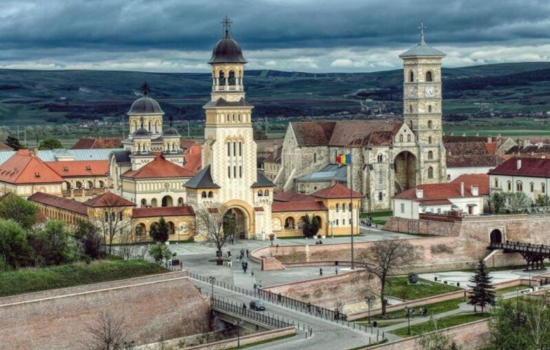 Sibiu: Alba Iulia and Corvin Castle Guided Tour - Who is This Tour Perfect For?
