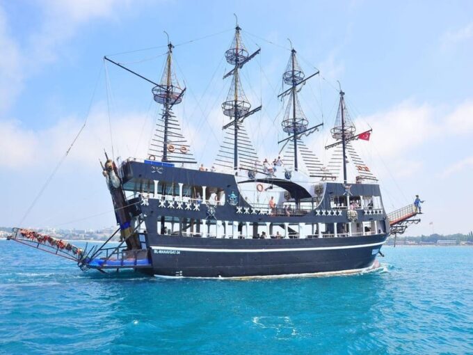 Side Boat Tour With Lunch - What to Bring
