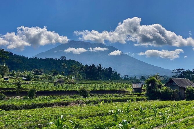 Sidemen Trekking: a Walk From Different Perspective - Key Points