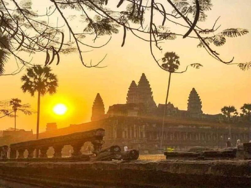 Siem Reap: 1-Day Angkor Wat Sunrise Tour in Spanish - Introduction