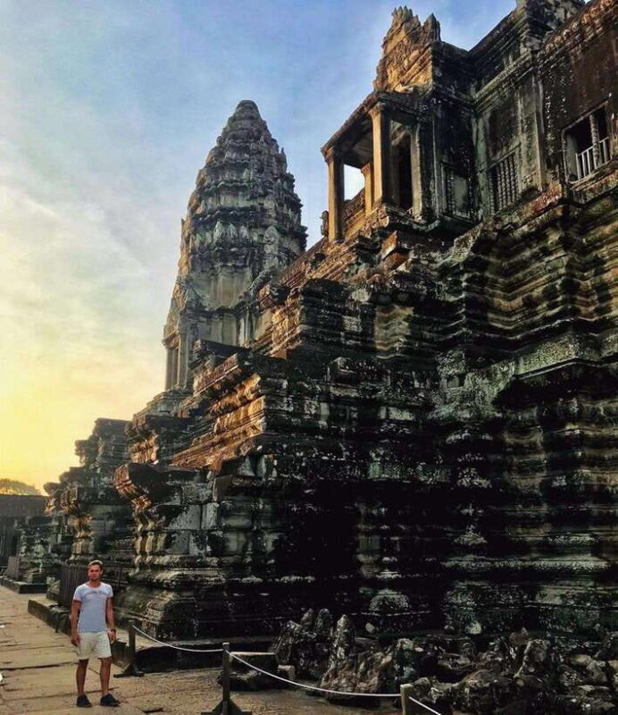 Siem Reap: 1-Day Angkor Wat Sunrise Tour in Spanish - FAQ