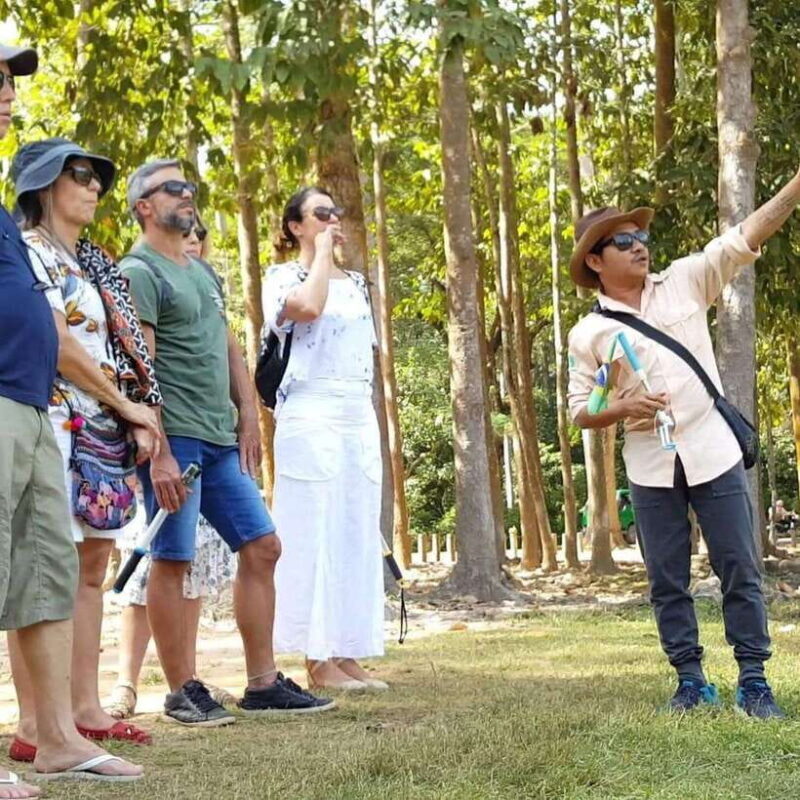 Siem Reap: 1-Day Angkor Wat Tour in Portuguese - Whats Included and Whats Not