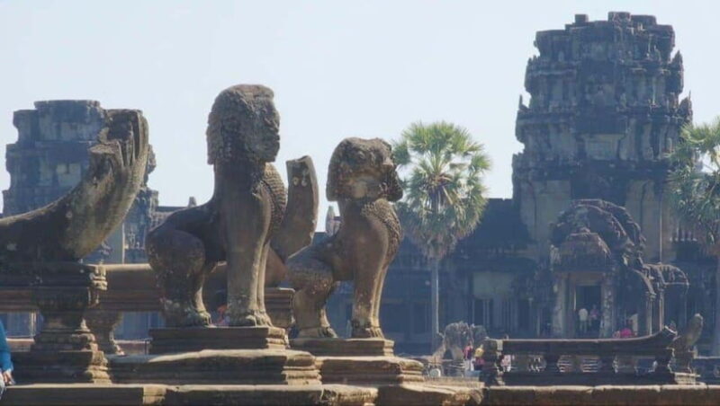 Siem Reap: 1-Day Angkor Wat Tour in Portuguese - Practical Tips for Your Day