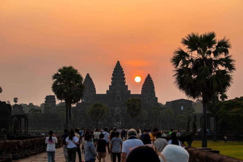 Siem Reap: Angkor Sunrise Private Tour - World Heritage Site - The Experience: A Deep Dive into the Tour