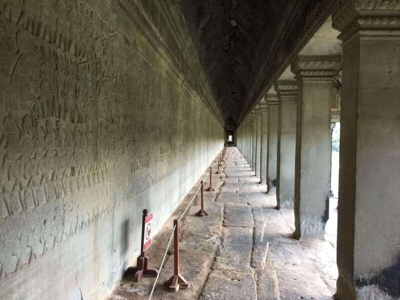 Siem Reap: Angkor Wat Half-Day Trip with Local Guide - Key Points