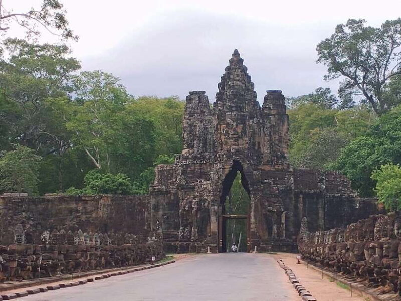 Siem Reap: Angkor Wat Private Tour by Tuk Tuk - FAQ