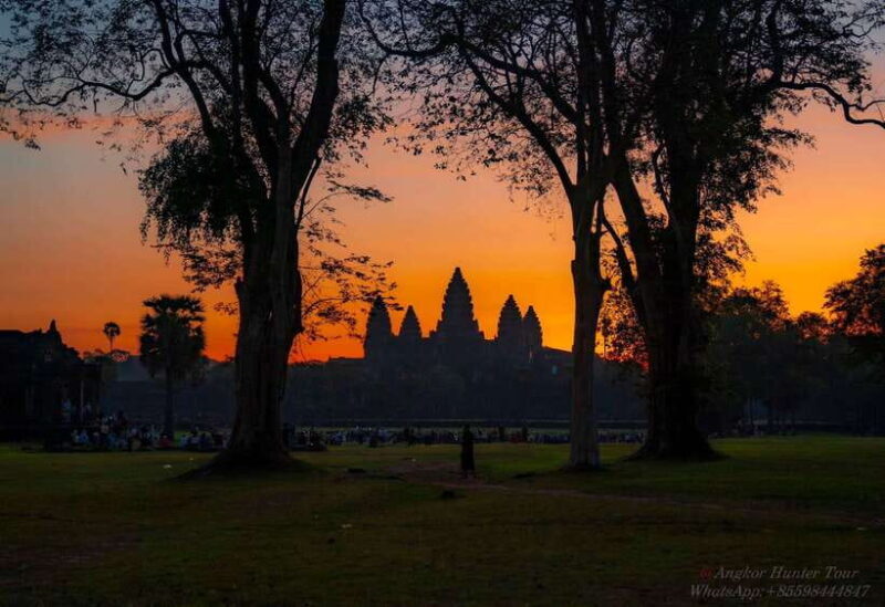 Siem Reap: Angkor Wat: Small-Group Sunrise Tour - The Magic of Dawn at Angkor Wat