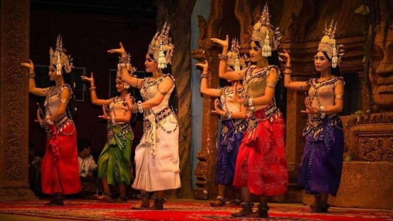 Siem Reap: Apsara Dance Show and Dinner with Hotel Pickup - The Experience: What to Expect on This Tour