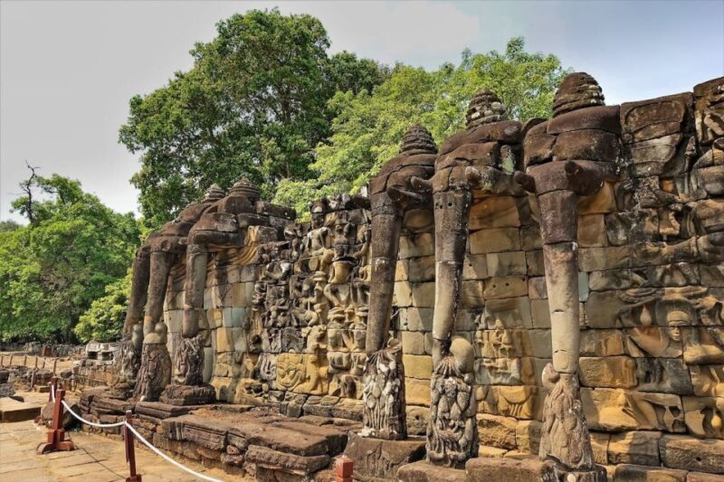 Siem Reap: Bike the Angkor Temples Guided Tour with Lunch - Final Verdict