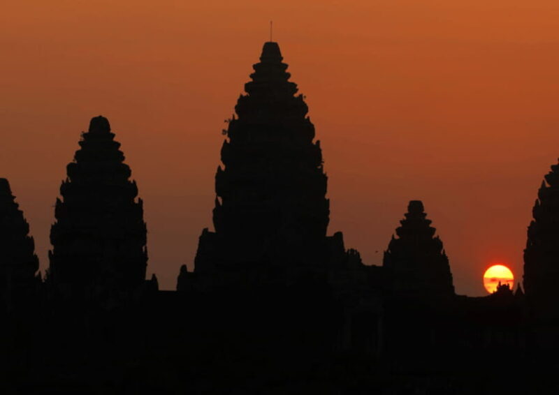 Siem Reap: Classic Angkor Wat Full Day with Sunset Tour - FAQ