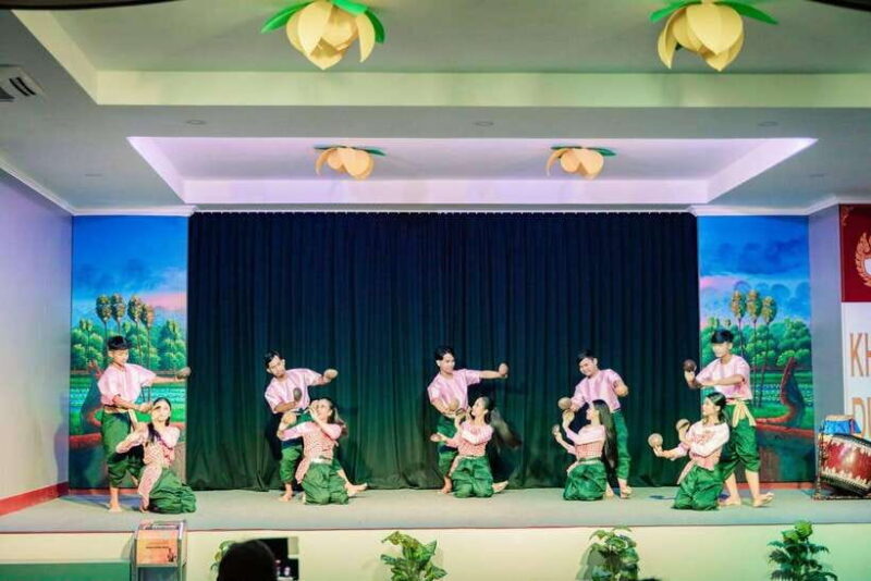 Siem Reap: Dinner and Traditional Show with Hotel Transfer - In-Depth Review of the Siem Reap Dinner and Show Experience