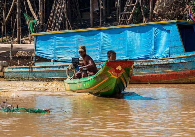 Siem Reap Floating Village Kampong Phluk Sunset with Boat - Key Points