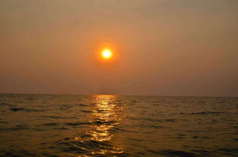 Siem Reap: Half-Day Kampong Phluk with Sunset, Boat & Guide - Key Points