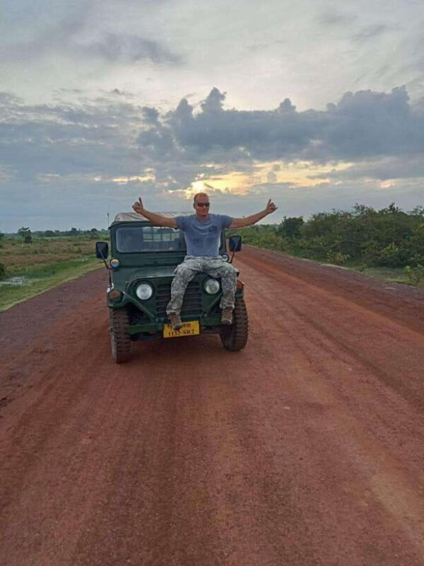 Siem Reap: Phnom Kulen and Banteay Srei Jeep Tour - Frequently Asked Questions