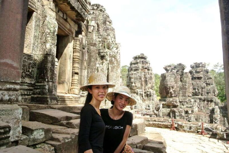 SiemReap: Private Angkor Wat Tour in English or German guide - Analyzing Value and Pricing