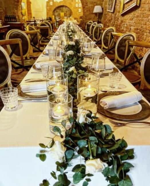 Siena: Dinner with wines and typical dishes in a secret cave - An Authentic Tuscan Dinner in a Hidden Etruscan Cave