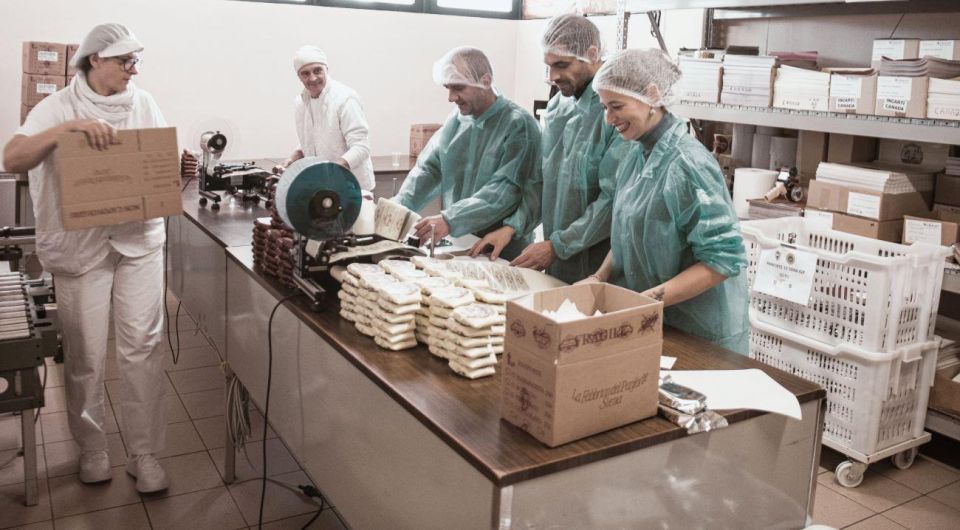 Siena - Discover Typical Sienese Sweets With Tasting - Restrictions and Important Information