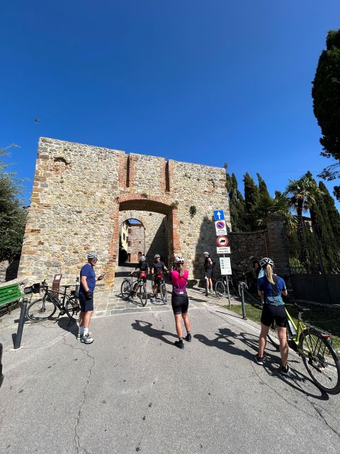 Siena: Guided Bike Tour of Val D'orcia - Age and Fitness Requirements