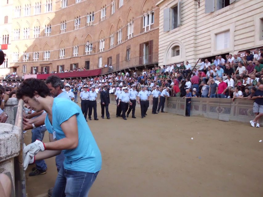 Siena: Palio Walking Tour - Visiting Siena Cathedral