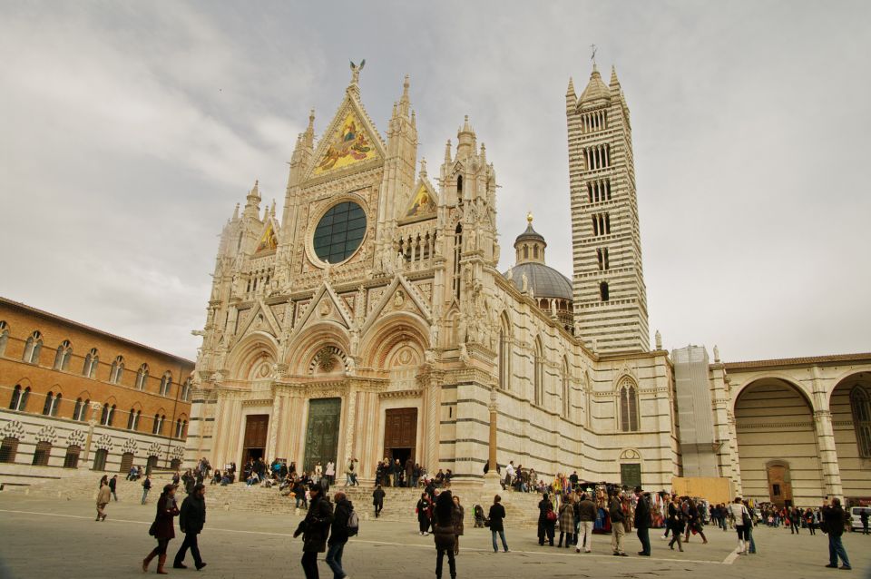 Siena: Palio Walking Tour - Tour Duration and Inclusions