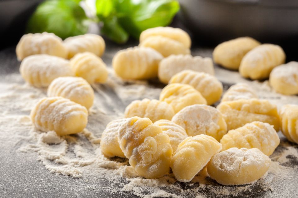Siena: Pasta-Making Class at a Locals Home - Key Points