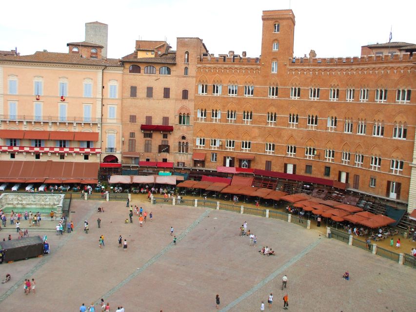 Siena Private Tour: Discovering the Legendary Palio Spirit - Savoring Local Cuisine and Wines