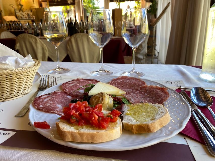 Siena & S. Gimignano: One Day Tuscany Wine Tour, Small Group - Tuscan Food Sampling