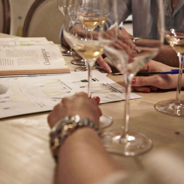 Siena: Wine Tasting Experience With Tuscan Sparkling Wines - Key Points