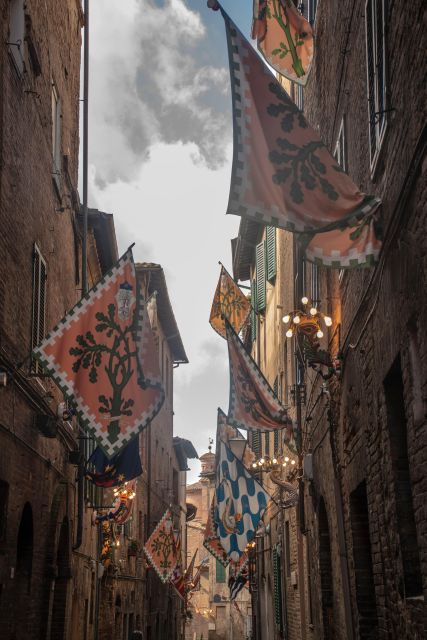 Sienas Enchanting Local Districts: A Hidden Gem Tour - Tips for a Memorable Tour