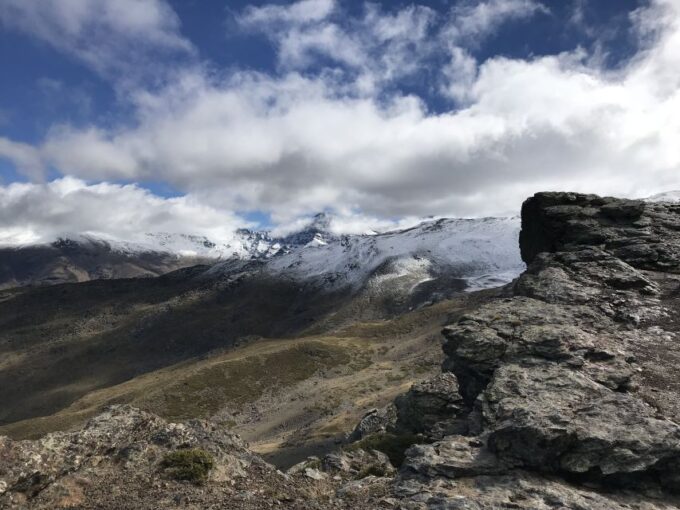 Sierra Nevada: Hike to 3000 Meters (Snowshoeing in Winter) - Snowshoeing in Winter