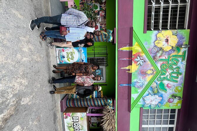 Sightseeing and Historical Adventure through Nassau - FAQ